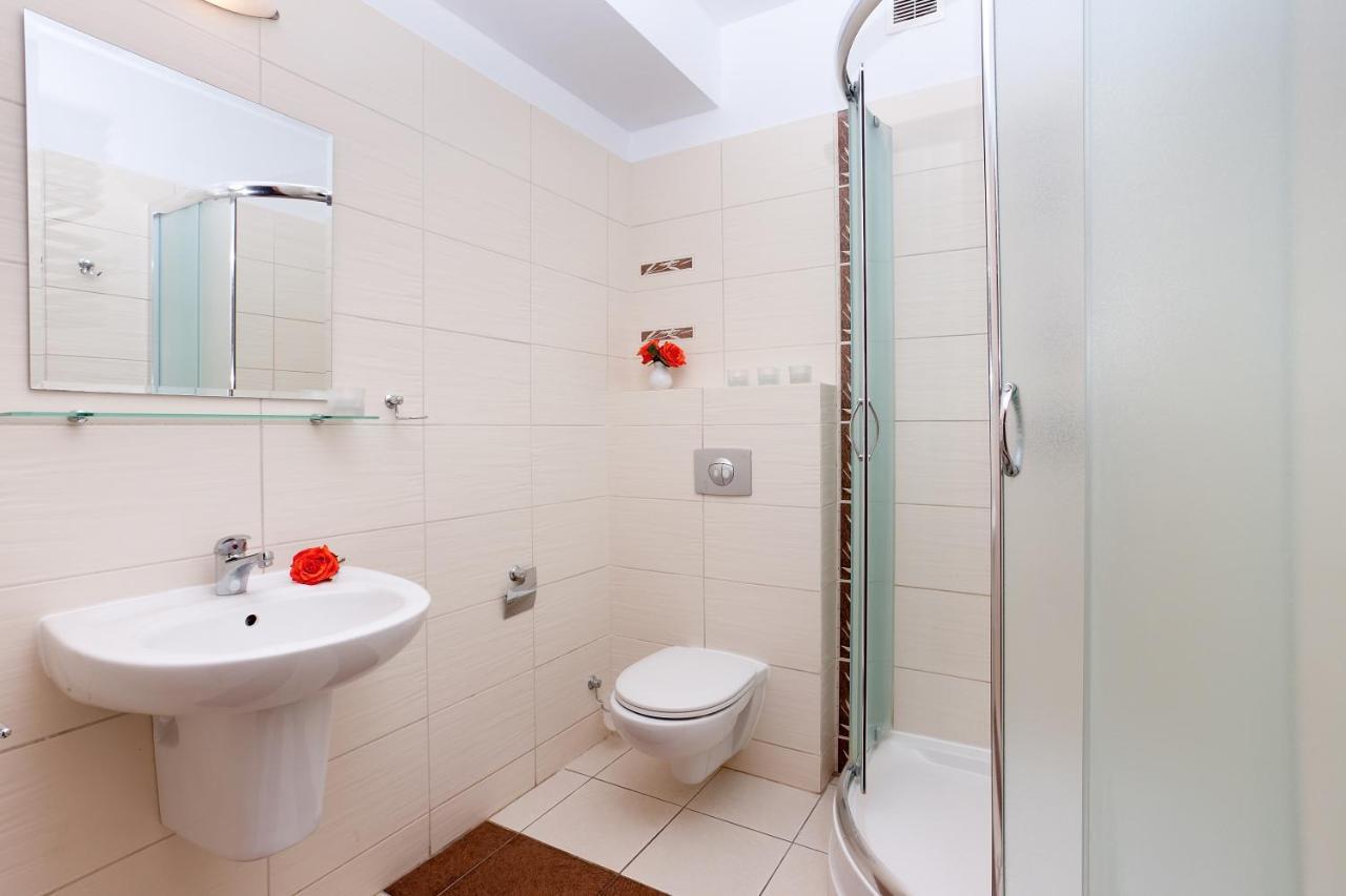 Jantar-Spa Kompleks Wypoczynkowo-Rehabilitacyjny Niechorze Esterno foto